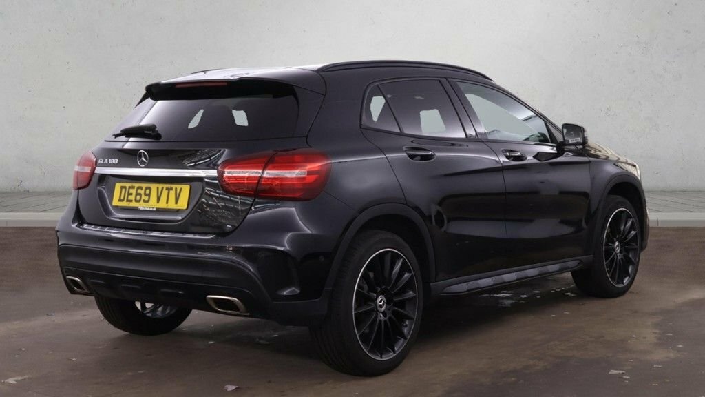 Mercedes-Benz GLA Class Gla 180 Amg Line Edition Grey #4