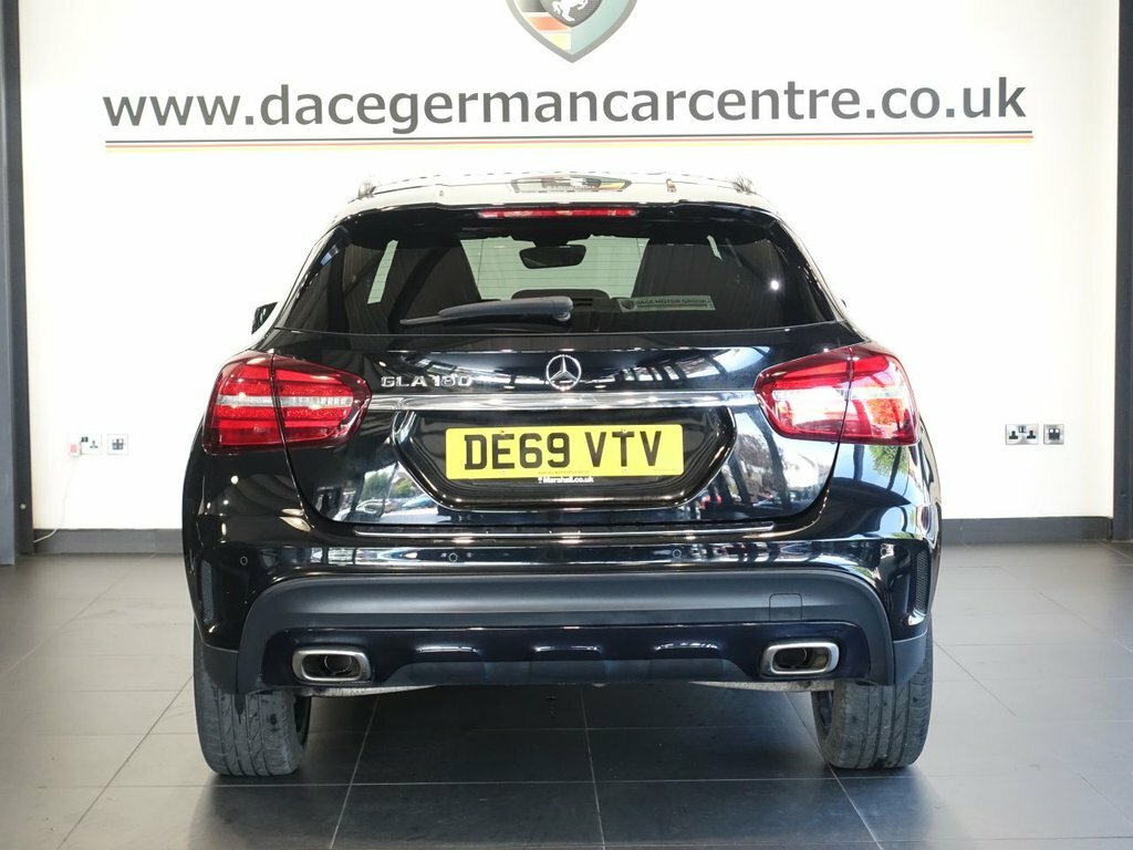 Mercedes-Benz GLA Class 1.6L Amg Line Edition DE69VTV Black #6