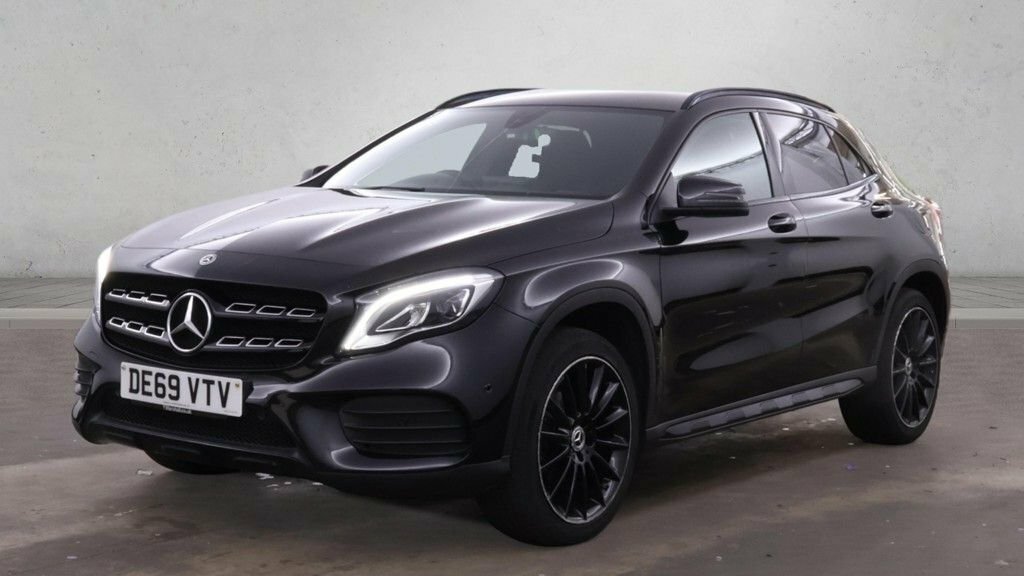 Mercedes-Benz GLA Class Gla 180 Amg Line Edition Grey #2