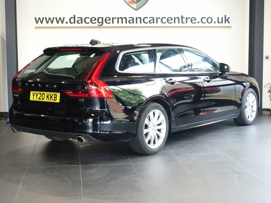 Volvo V90 2L Momentum Plus YY20KKB Black #4