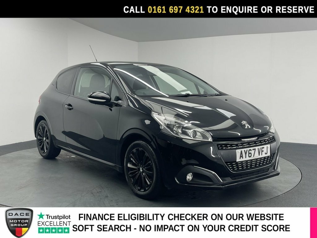 Peugeot 208 1.2L Black Edition Black