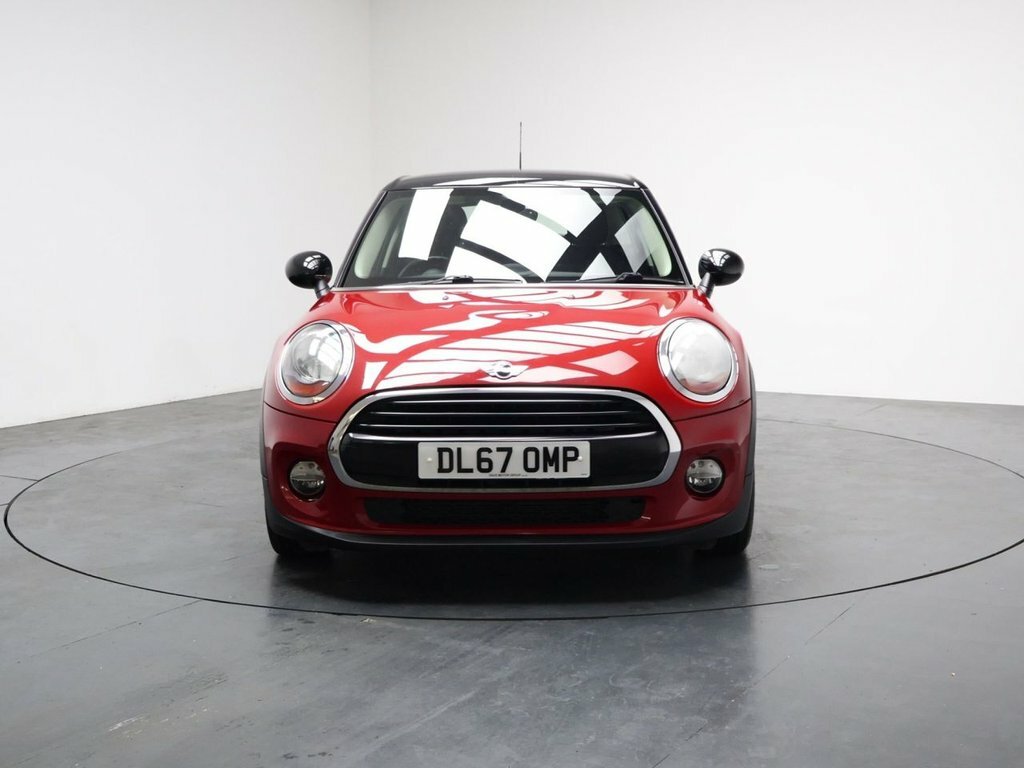 Mini Hatch 1.5L Cooper D DL67OMP Red #4
