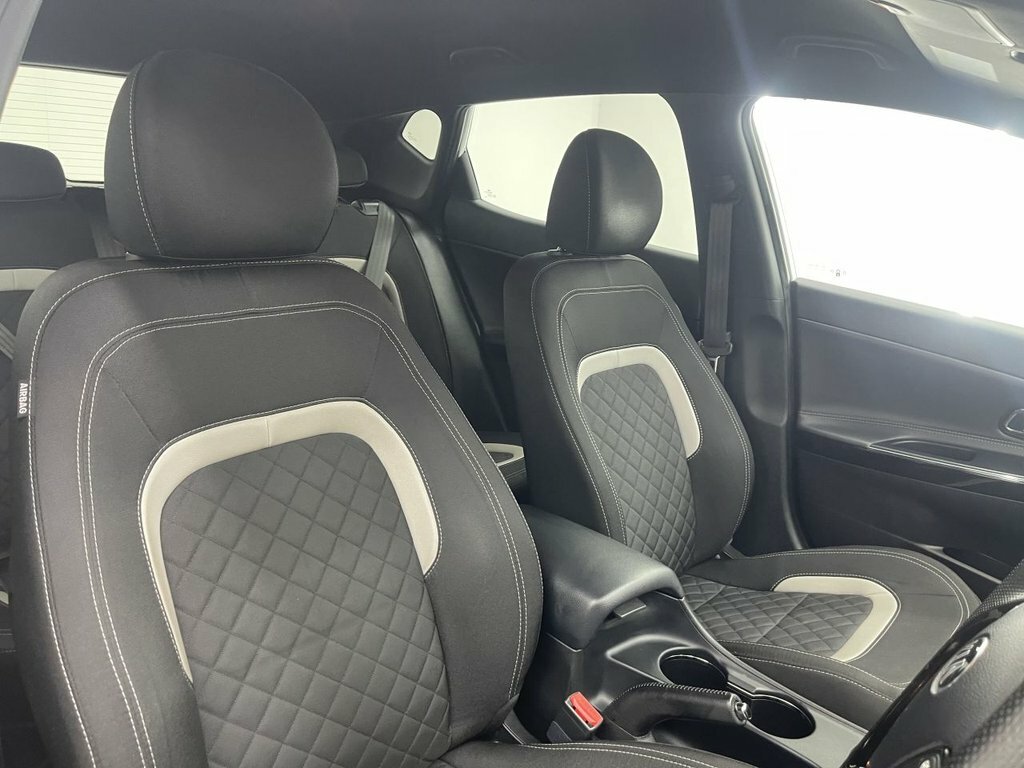 Kia Ceed 1.6L Gt-line White #2
