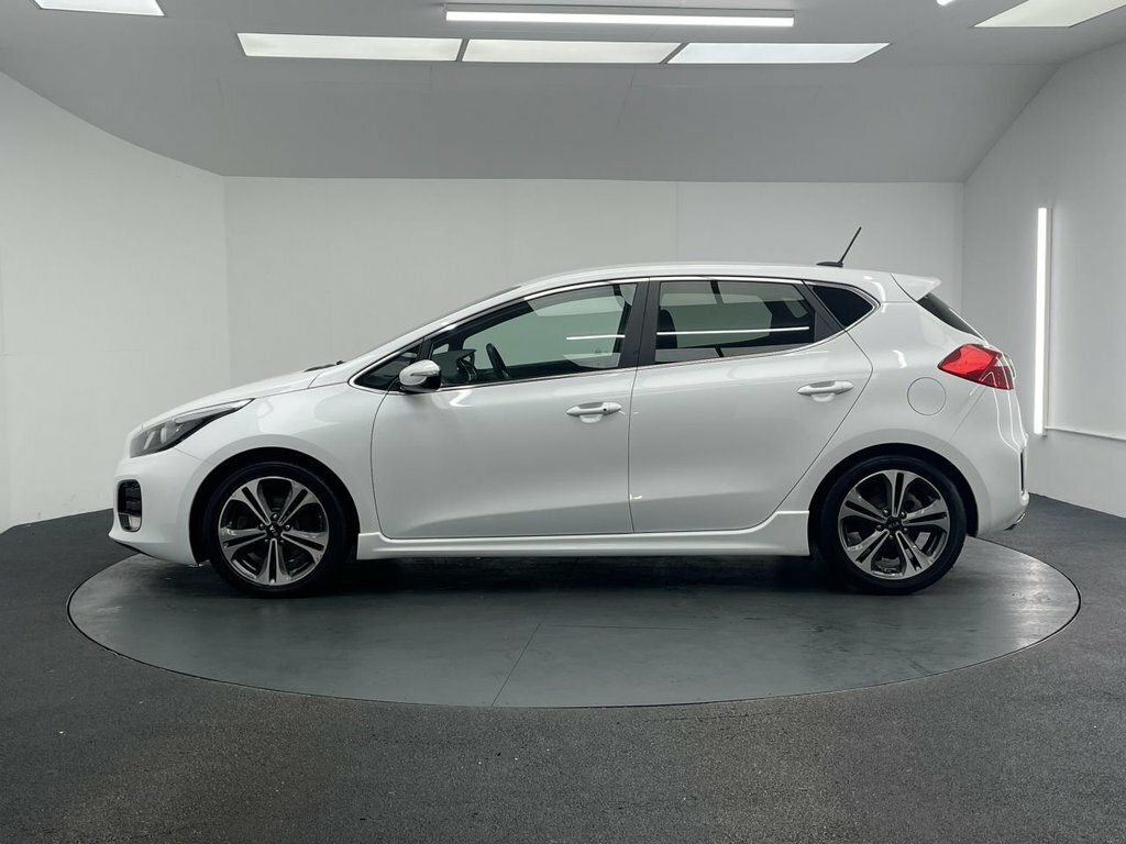 Kia Ceed 1.6L Gt-line White #6