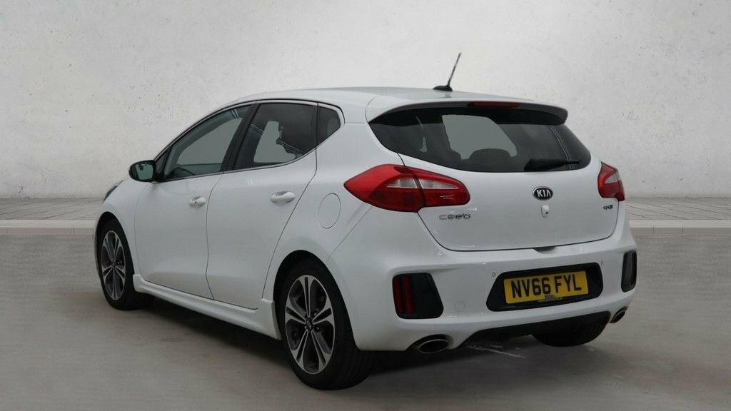 Kia Ceed 1.6L Gt-line White #4