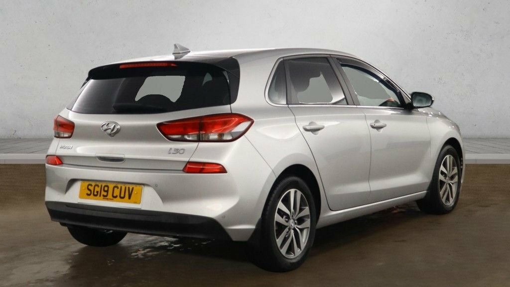 Hyundai I30 1.4L Se Nav Silver #6