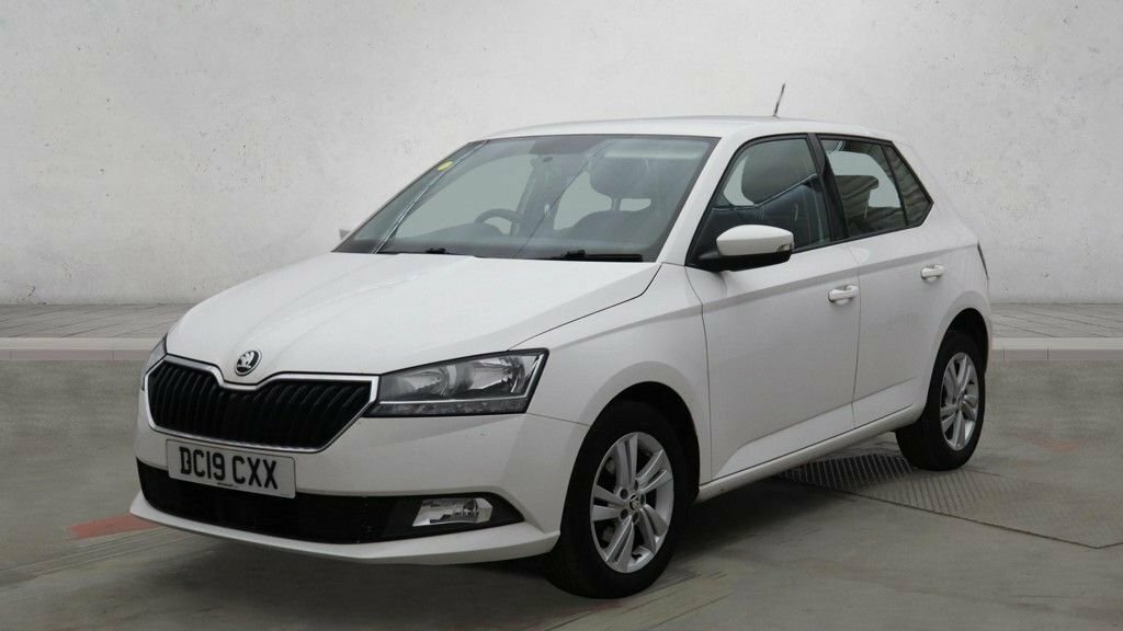 Skoda Fabia 1L Se White #3