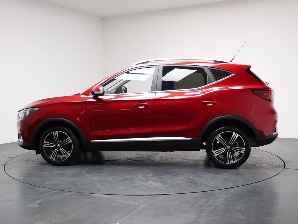 MG ZS 1L Exclusive Red #6