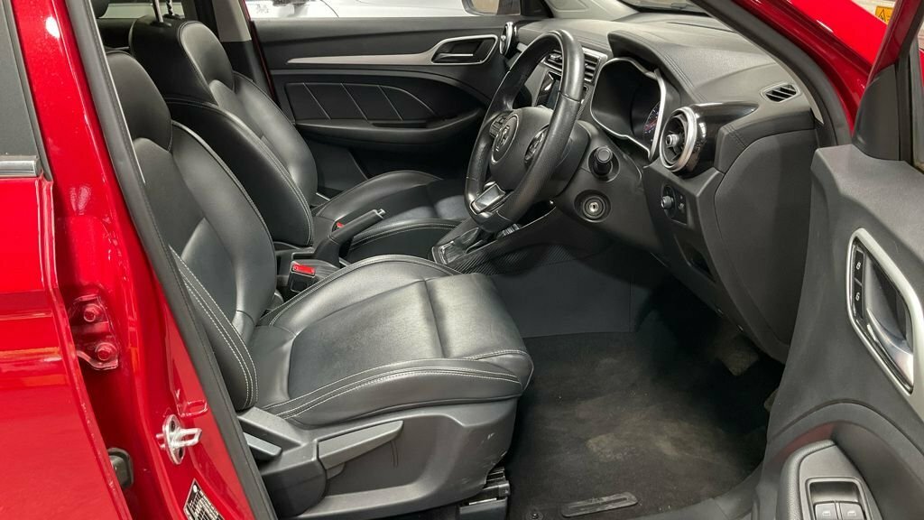 MG ZS 1.5 Vti-tech Exclusive Euro 6 Ss Red #3