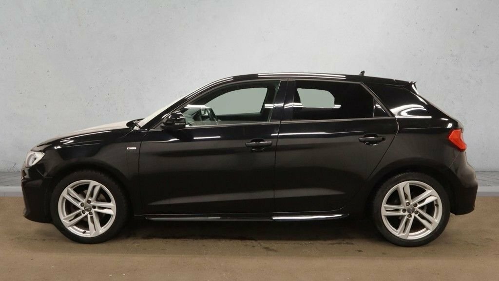 Audi A1 Audi Sportback 30 Tfsi Se Black #7