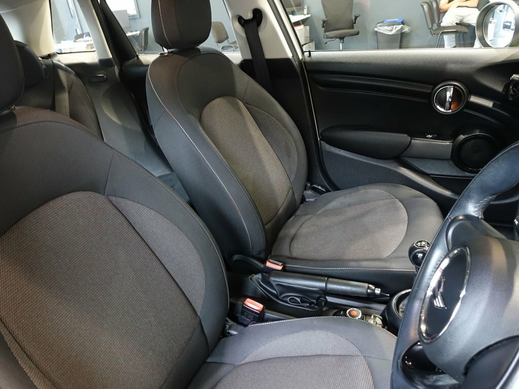 Mini Hatch 1.5 Cooper Chili Pack Grey #11