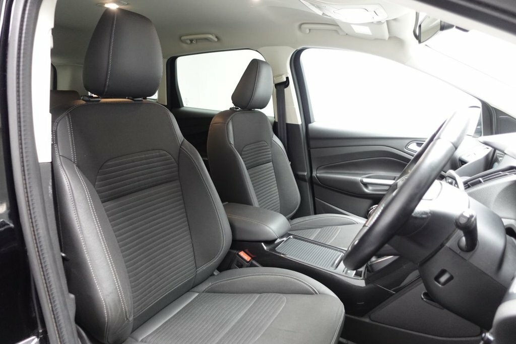 Ford Kuga 2L Titanium EU18UHA Black #3