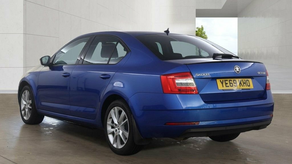 Skoda Octavia 1.5L Se L Blue #3
