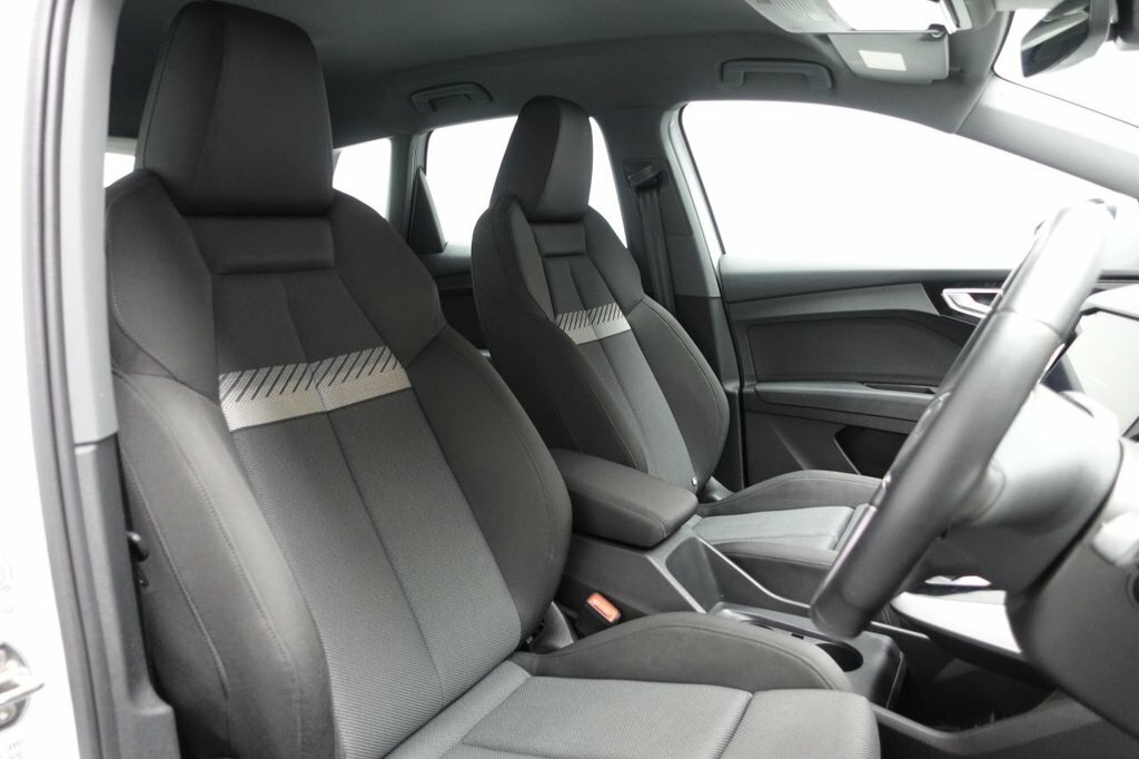 Audi Q4 E Tron Suv RE23NHP White #3