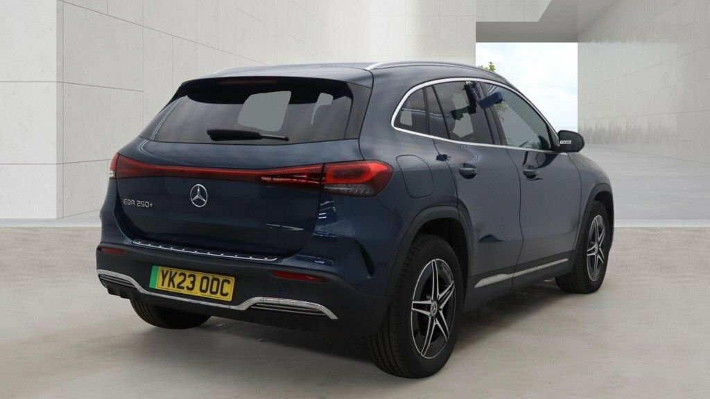 Mercedes-Benz EQA Suv Blue #3