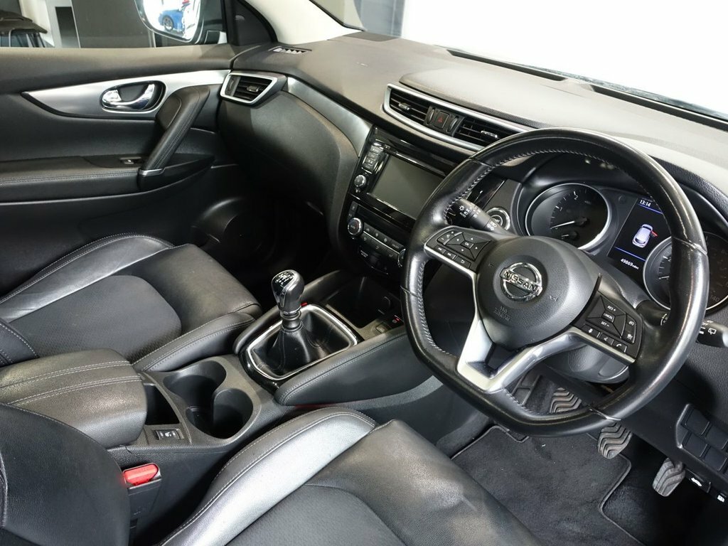 Nissan Qashqai 1.5L Tekna Black #2