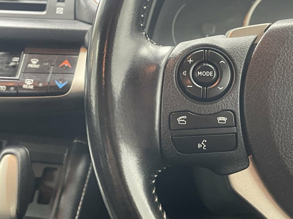 Lexus CT 200H 1.8 Cvt Red #18