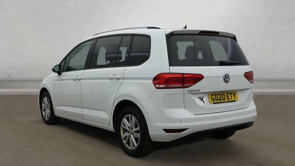Volkswagen Touran 1.5L Se Family White #4