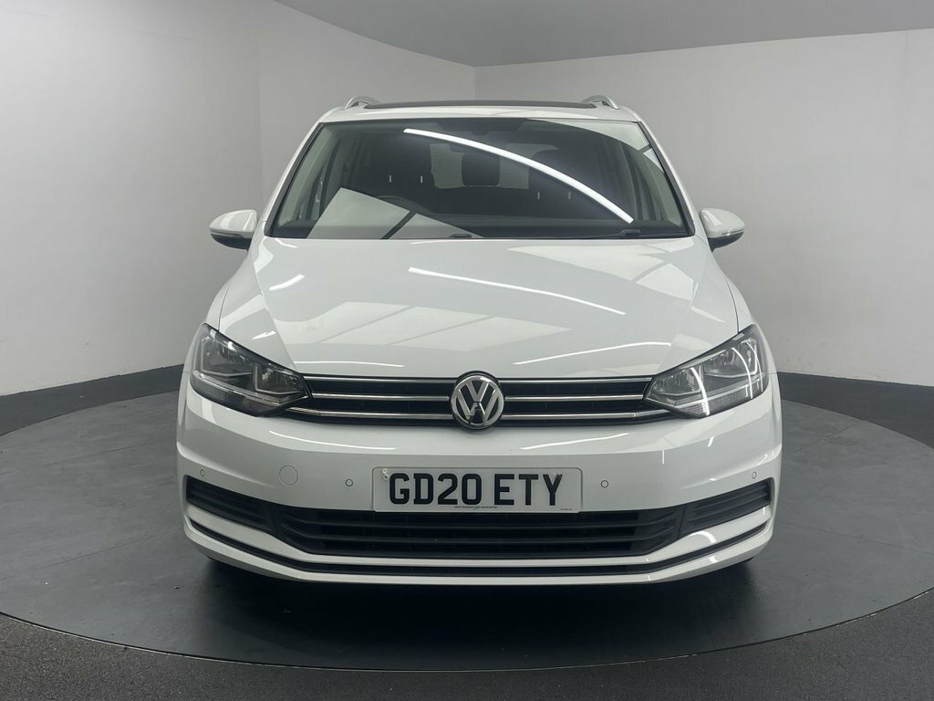 Volkswagen Touran 1.5L Se Family White #4