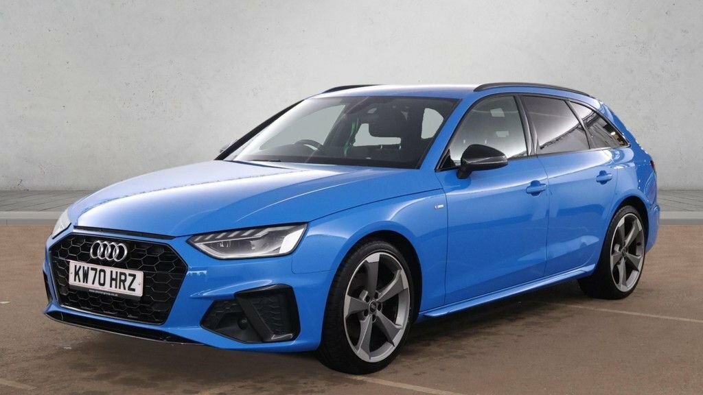 Audi A4 Avant 2L Black Edition Blue #3