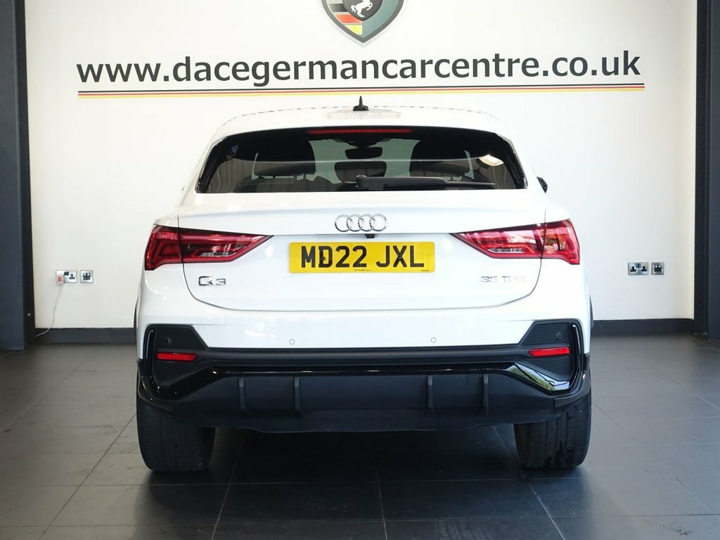 Audi Q3 1.5L Black Edition White #6