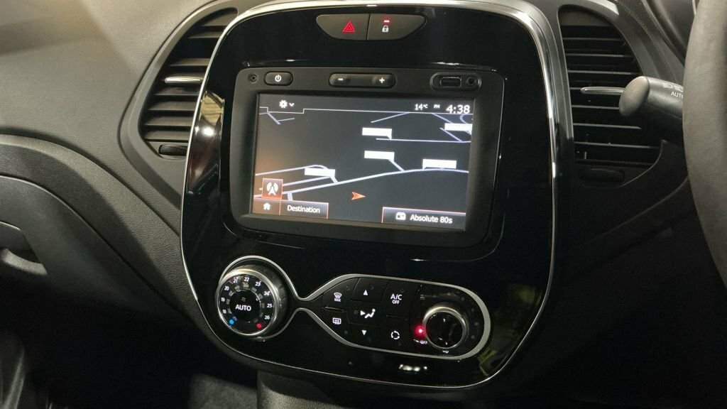 Renault Captur 0.9L Dynamique Nav Black #2