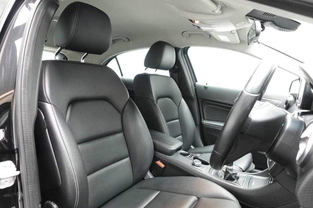 Mercedes-Benz A Class 1.6L Se DL17PXX Black #3