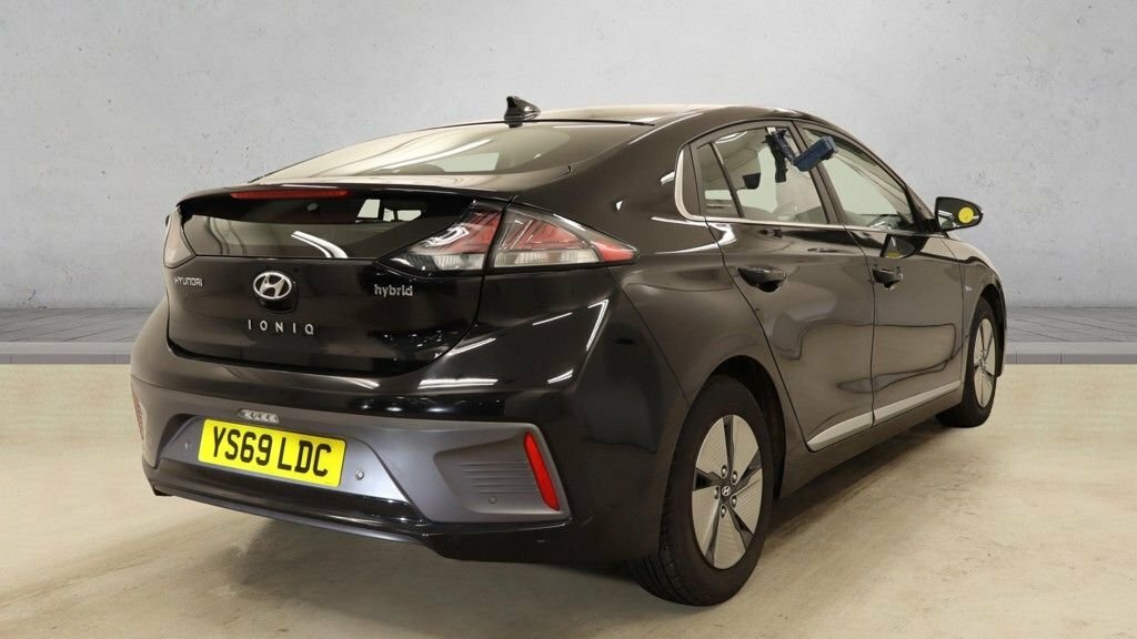 Hyundai Ioniq 1.6L Premium Black #3
