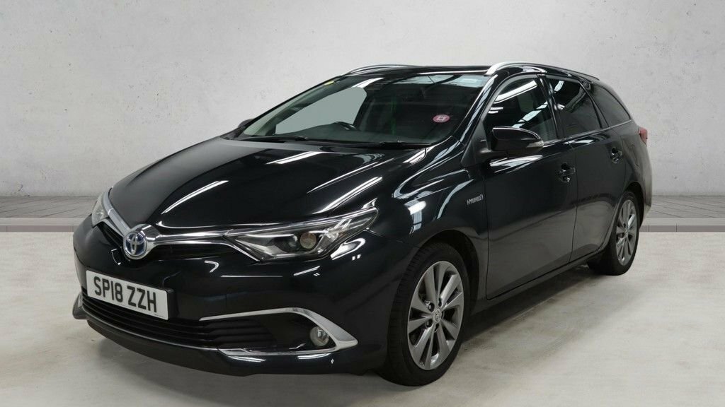 Toyota Auris 1.8L Excel Black #2