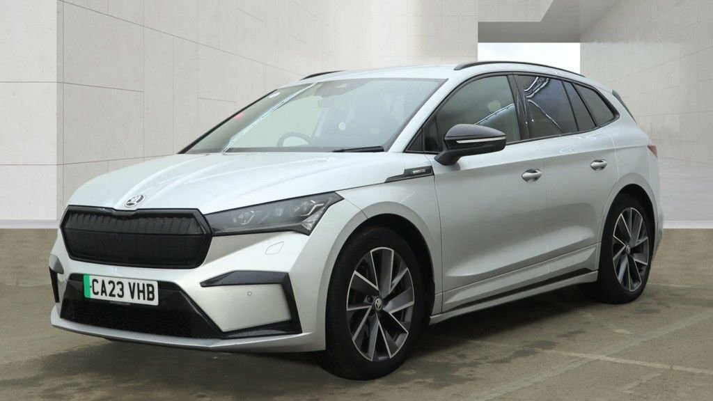 Skoda ENYAQ Suv Silver #3