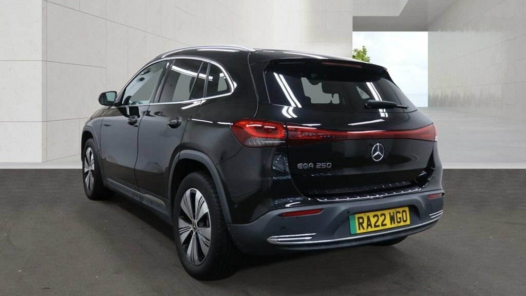 Mercedes-Benz EQA Suv Black #3