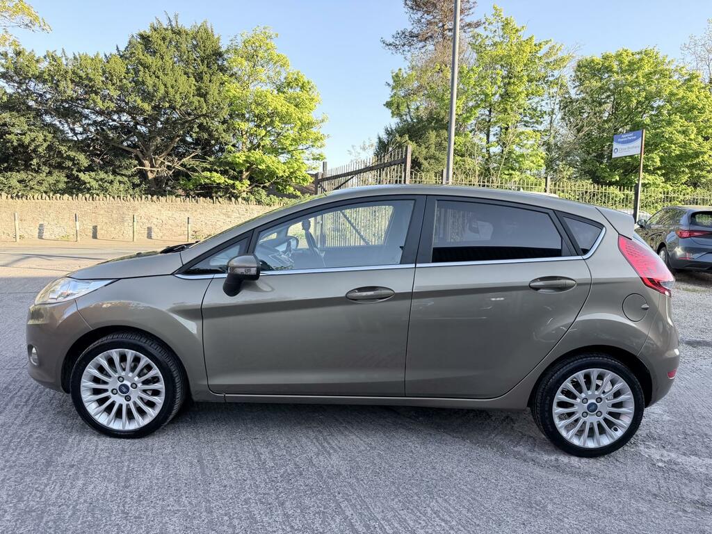 Ford Fiesta 1.4 Titanium Hatchback 149 G YR62XXG Brown #3