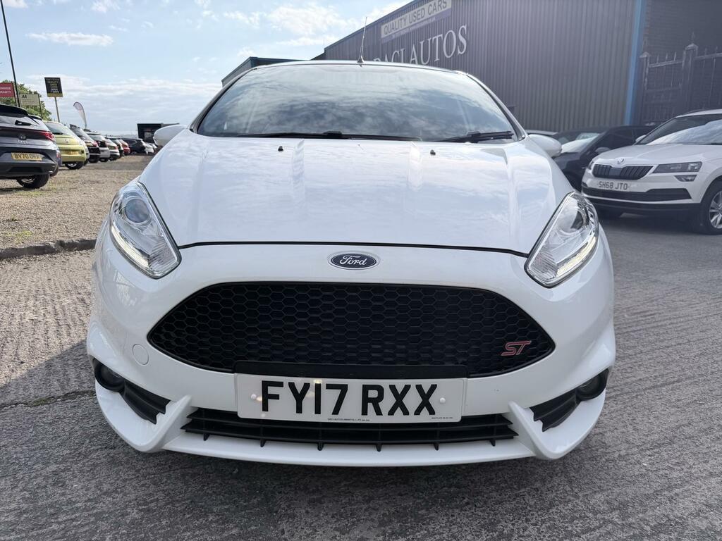 Ford Fiesta 1.6T Ecoboost St-2 Hatchback Eur FY17RXX White #2