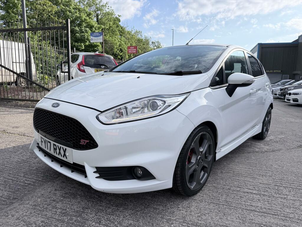 Ford Fiesta 1.6T Ecoboost St-2 Hatchback Eur FY17RXX White #3