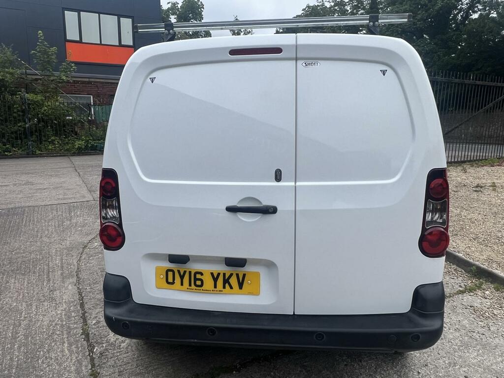 Peugeot Partner Professional White #4