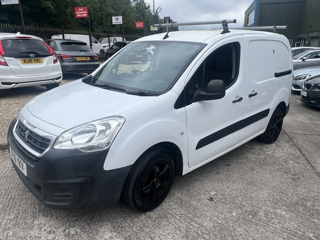 Peugeot Partner Professional White #6