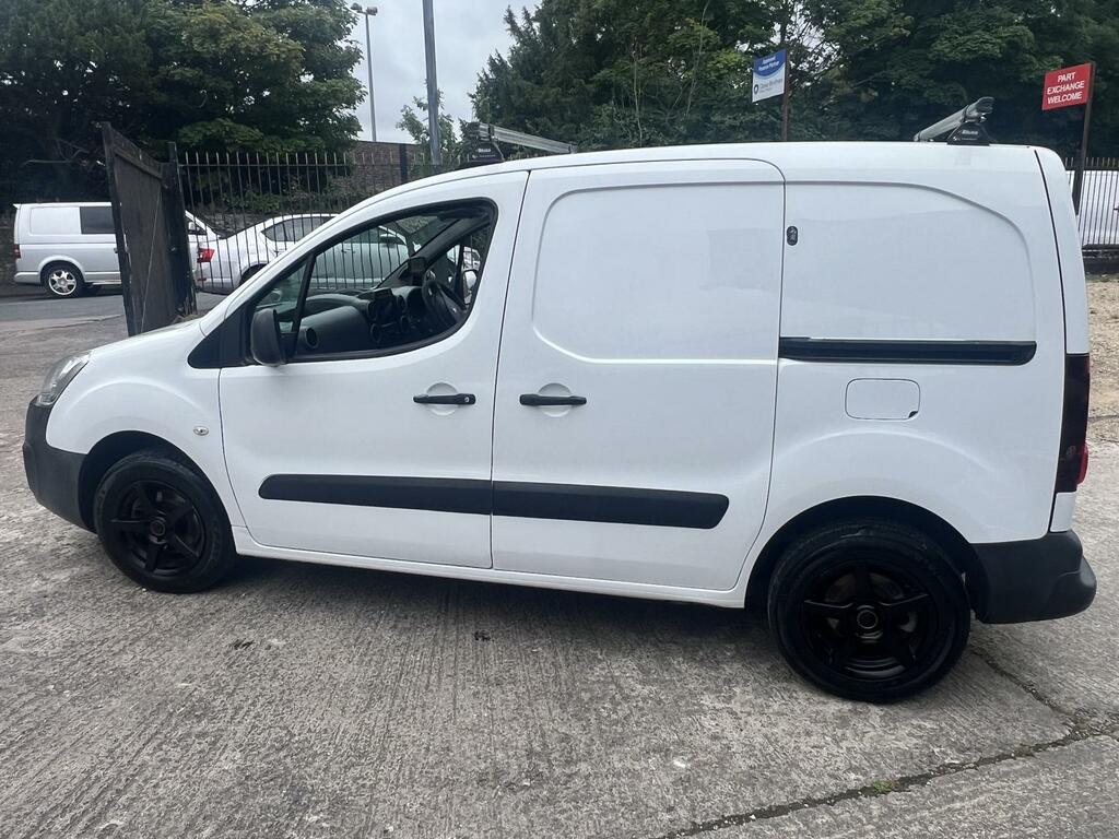 Peugeot Partner Professional White #5