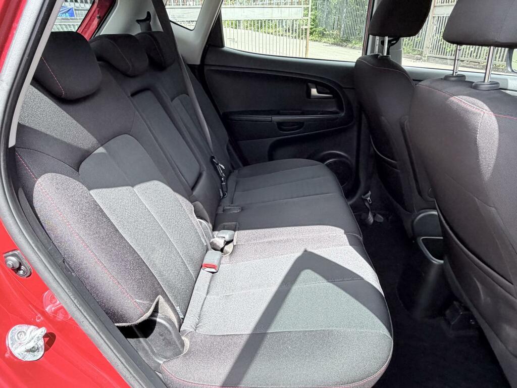 Kia Venga 4 1.6 Hatchback - Only 33599 Mile Blue #16