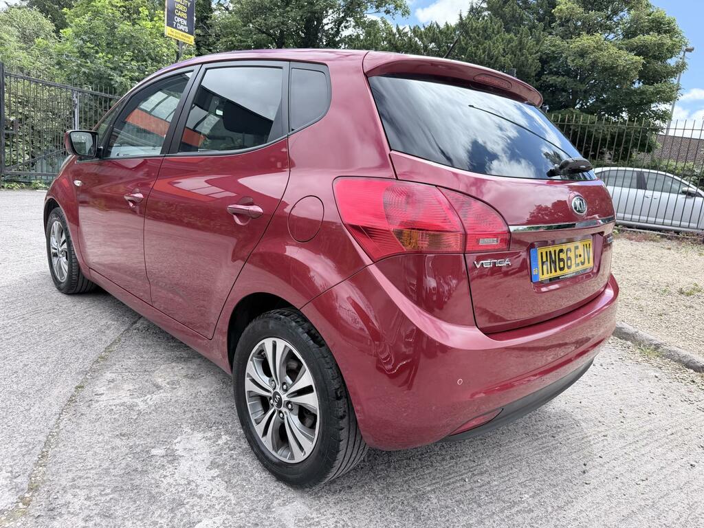Kia Venga Sr7 Red #5