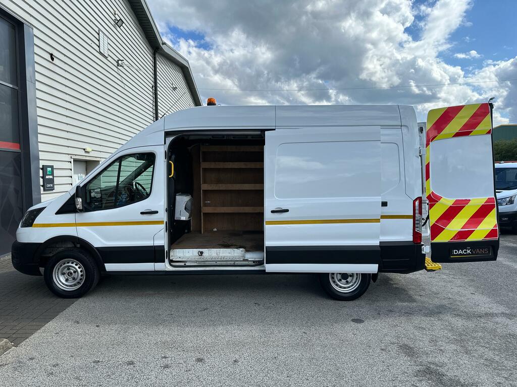 Ford Transit Custom L3h3 130Ps Rwd, Utility, Workshop,tow Bar,towing A White
