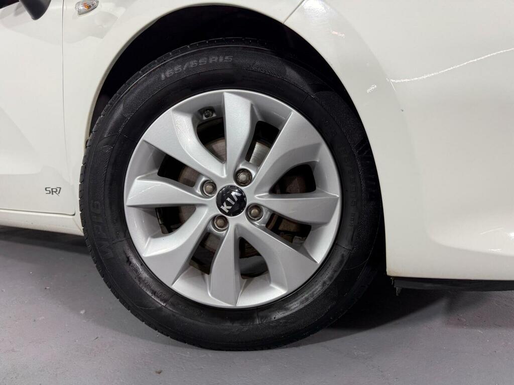 Kia RIO Hatchback 1.25 Sr7 Euro 6 201515 EU15ZWB White #3