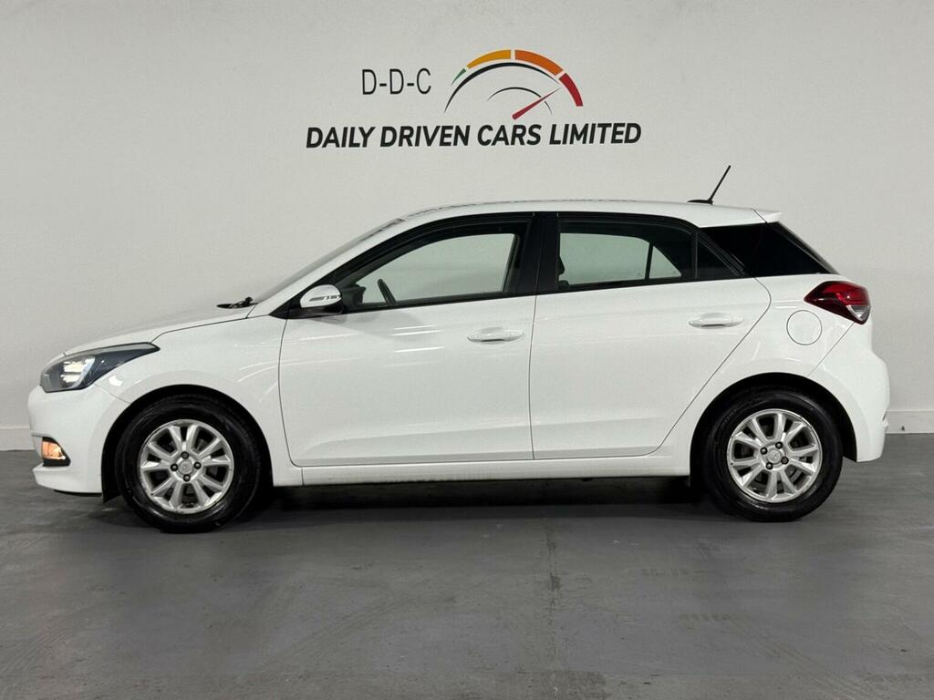 Hyundai I20 Se White #92