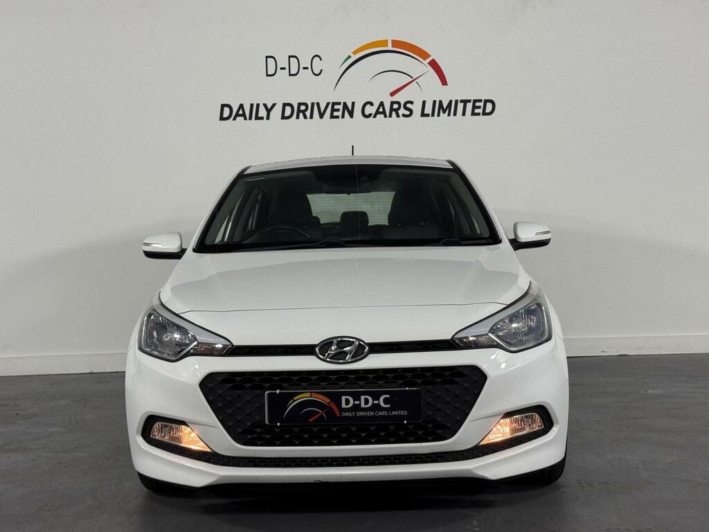 Hyundai I20 Se White #103