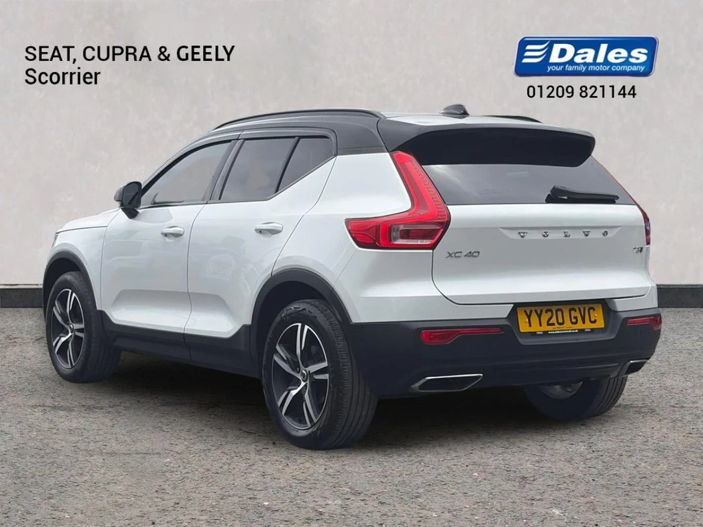 Volvo XC40 Volvo Xc40 1.5 T3 163 R Design Geartronic YY20GVC White #2