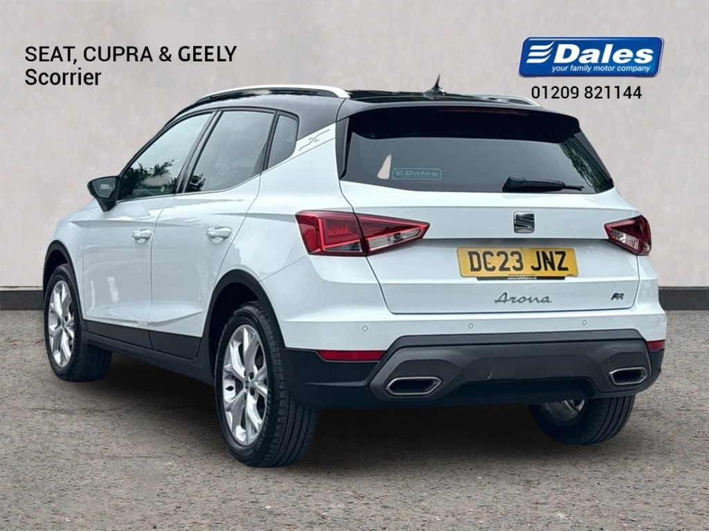 Seat Arona Arona 1.0 Tsi 110 Fr Hatchback DC23JNZ Black #2