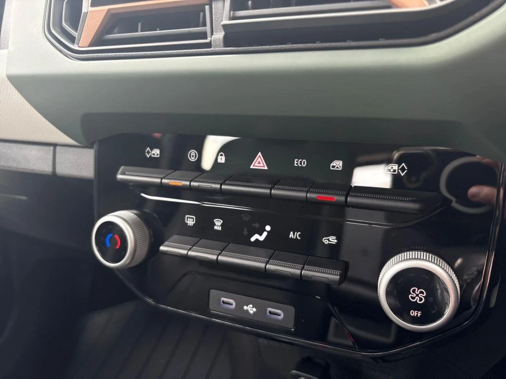 Dacia Spring 26.8Kwh Extreme Green #11