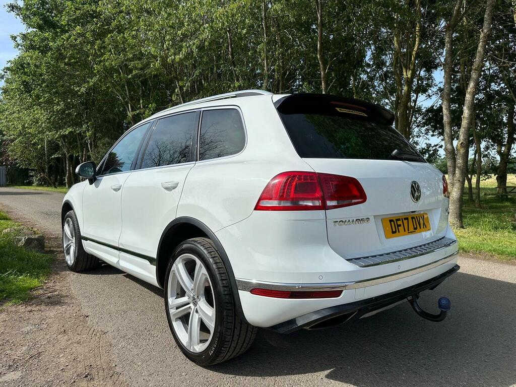 Volkswagen Touareg Suv 3.0 Tdi V6 Bluemotion Tech R-line Plus Tiptron DF17DVX White #5