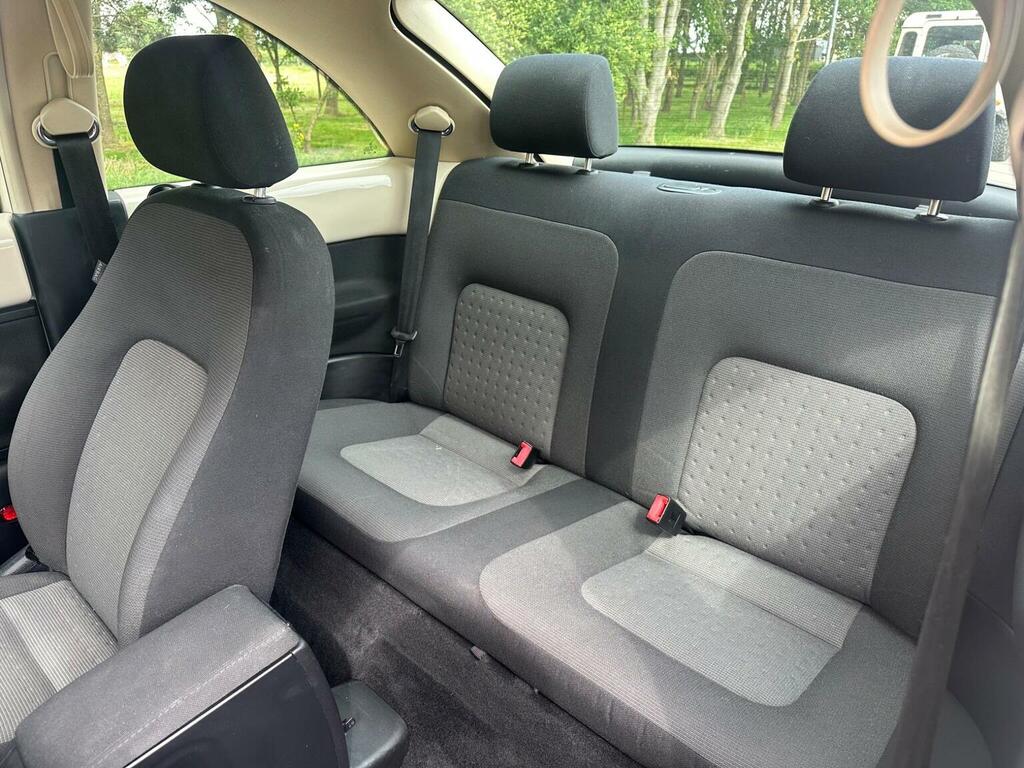 Volkswagen Beetle Luna 8V Silver #16