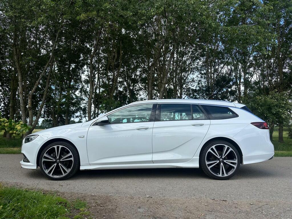 Vauxhall Insignia 2.0 Turbo D Blueinjection Sri VX Line Nav Sports T EX19JHU White #4