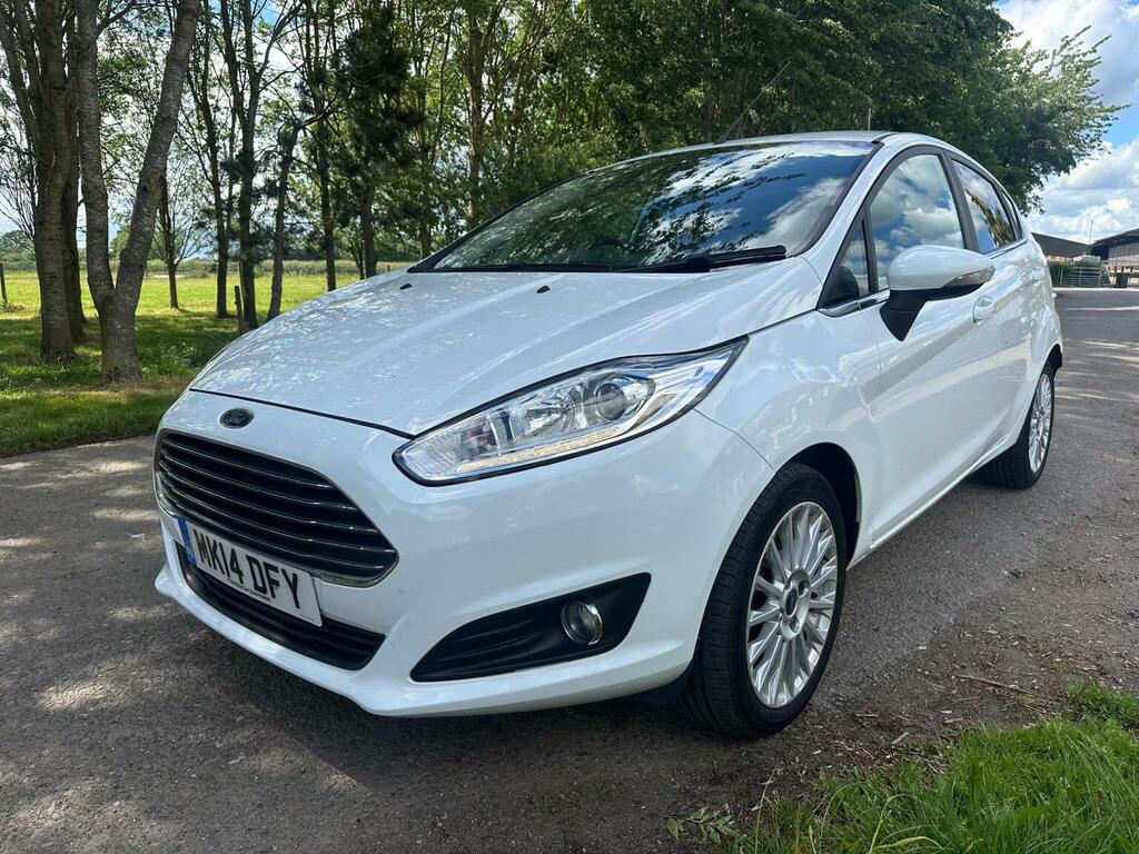 Ford Fiesta Hatchback 1.0T Ecoboost Titanium Euro 5 Ss MK14DFY White #3